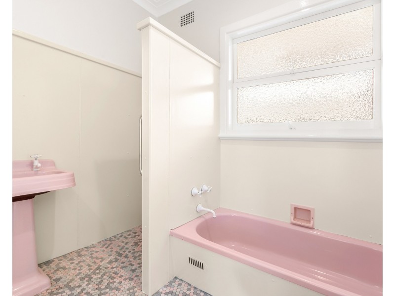 61 Springfield Avenue, Kotara NSW 2289