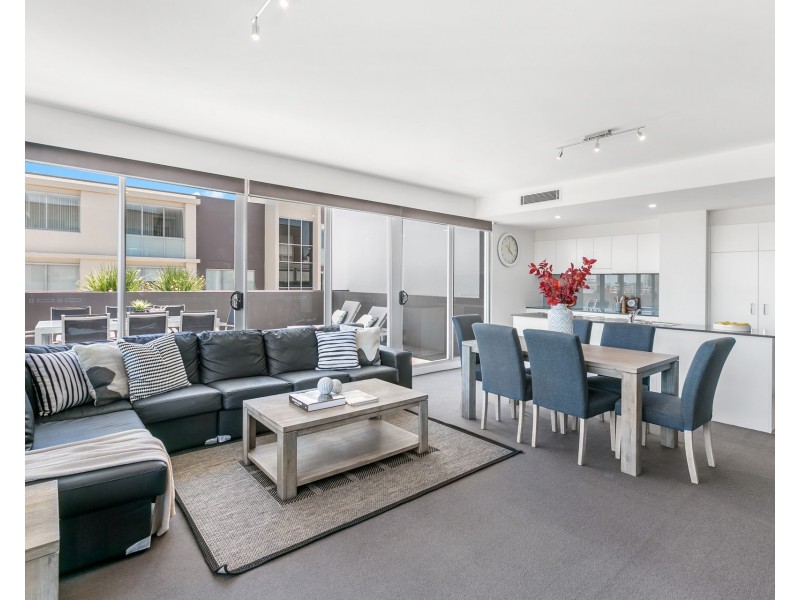 605/14 Honeysuckle Drive, Newcastle NSW 2300