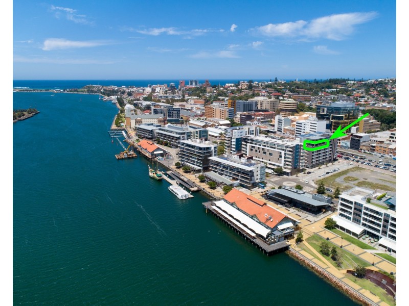 605/14 Honeysuckle Drive, Newcastle NSW 2300