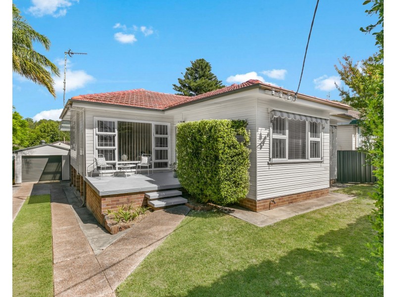 19 University Drive, Waratah West NSW 2298