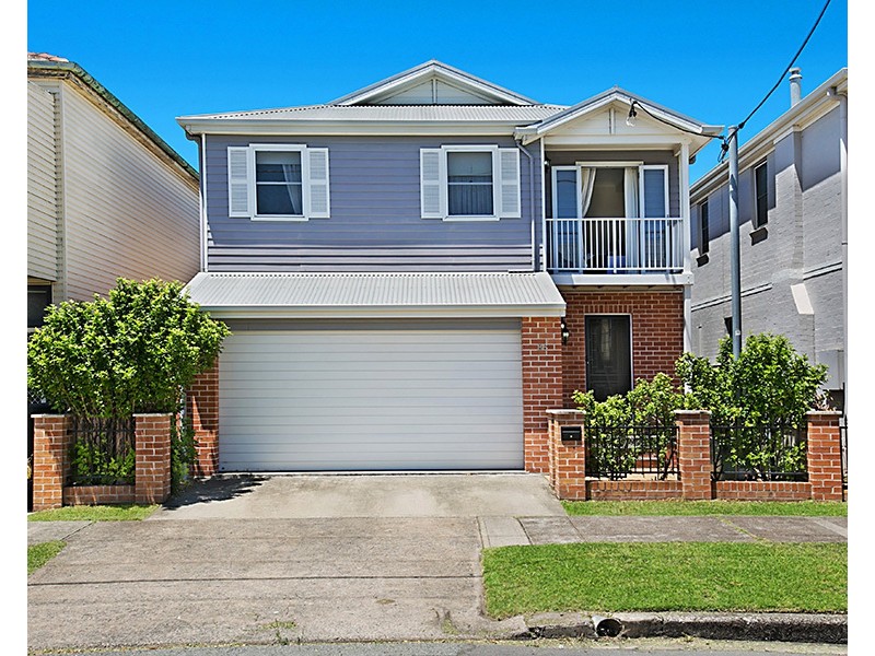 86 Bourke Street, Carrington NSW 2294