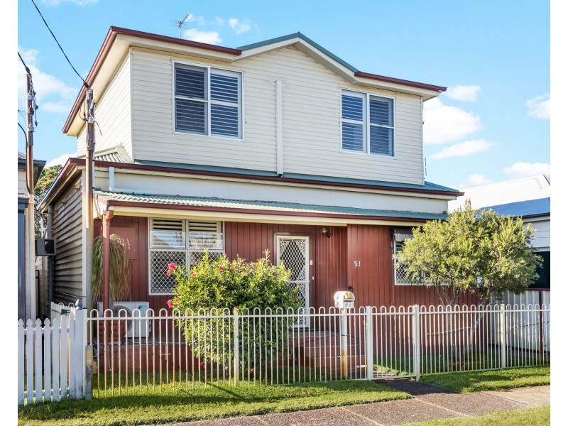 51 Emerald Street, Hamilton North NSW 2292