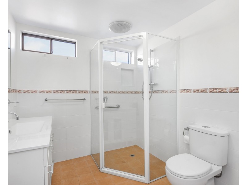 51 Emerald Street, Hamilton North NSW 2292