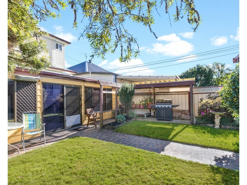 51 Emerald Street, Hamilton North NSW 2292
