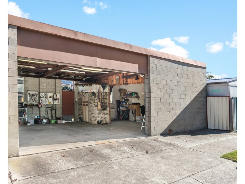 51 Emerald Street, Hamilton North NSW 2292