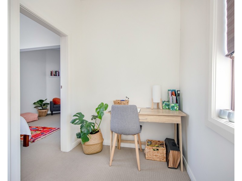 21 Robertson Street, Carrington NSW 2294