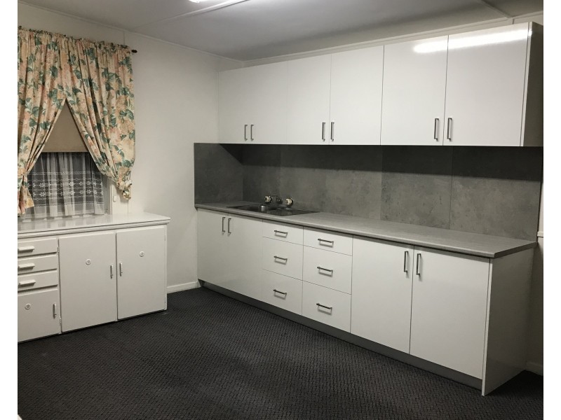 30 Cooper Street, Cessnock NSW 2325