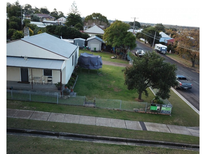 30 Cooper Street, Cessnock NSW 2325