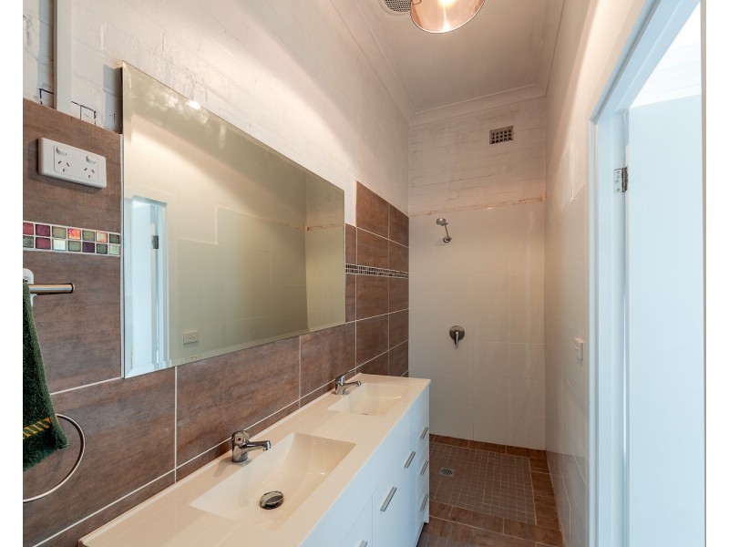 2 Dorothy Street, Hamilton North NSW 2292