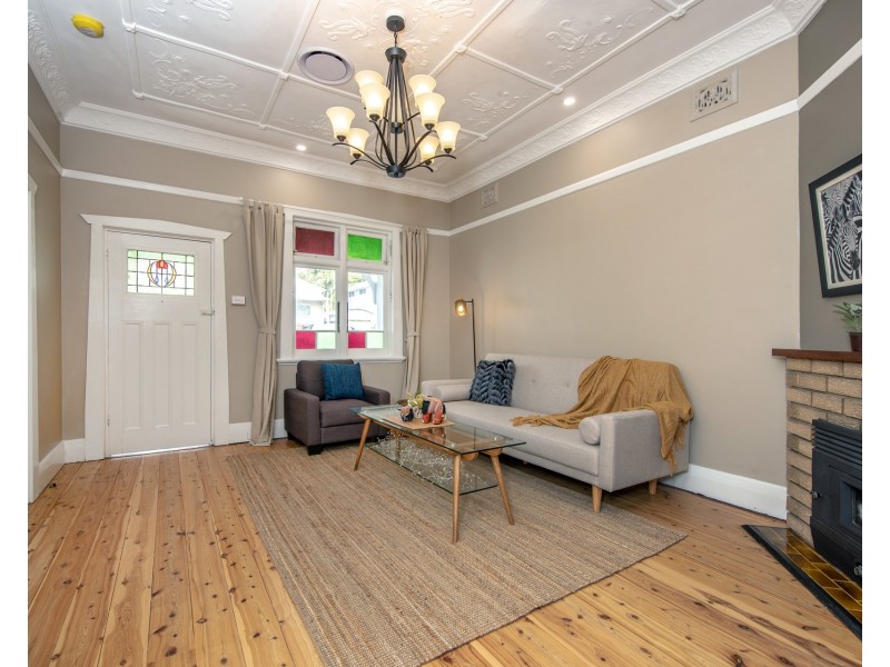 18 Margaret Street, Tighes Hill NSW 2297