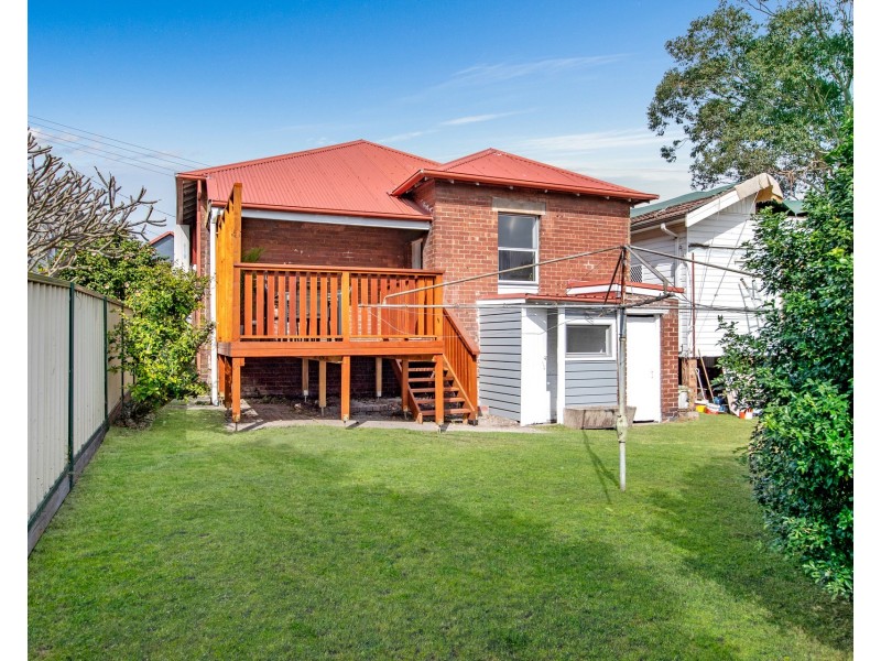 18 Margaret Street, Tighes Hill NSW 2297