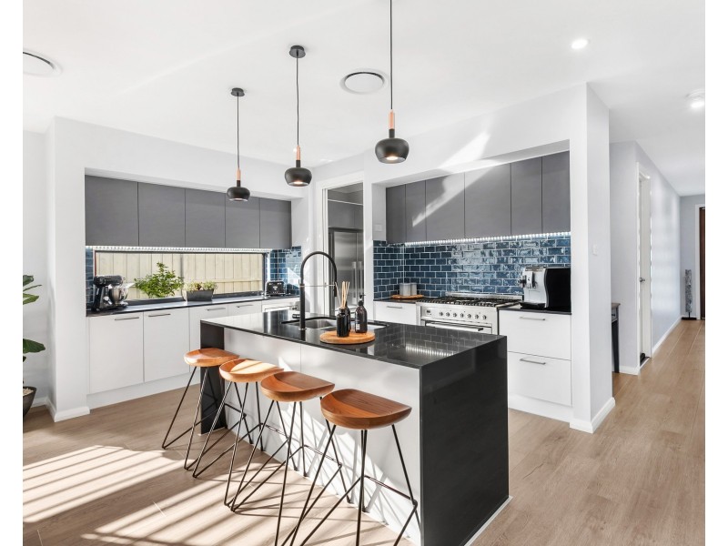 45 Tulkaba Street, Fletcher NSW 2287