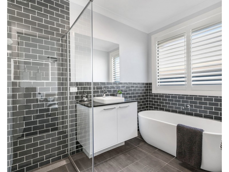 45 Tulkaba Street, Fletcher NSW 2287