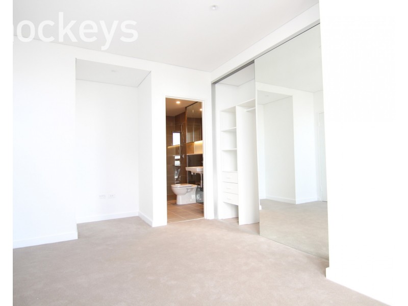 910/10 Atchison Street, St Leonards NSW 2065