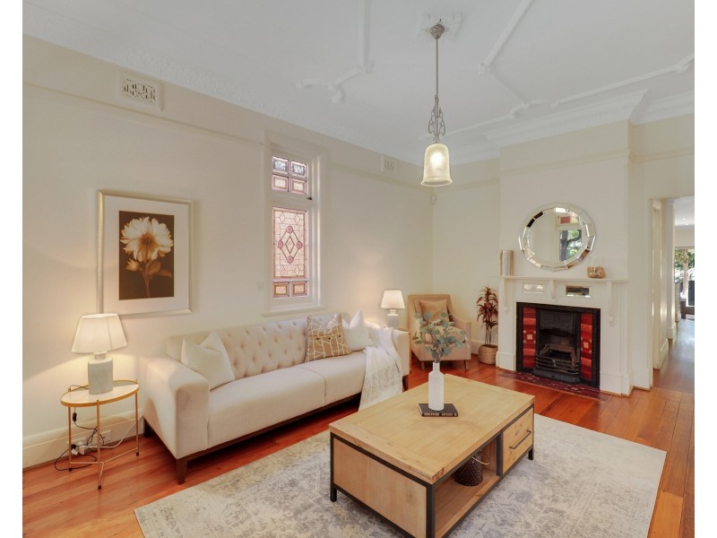 10 Mcburney Street, Naremburn NSW 2065