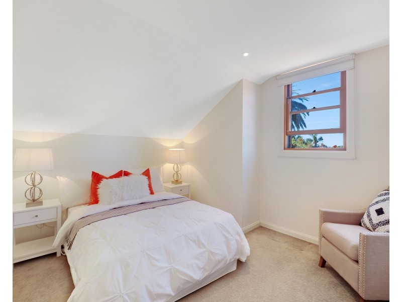 10 Mcburney Street, Naremburn NSW 2065