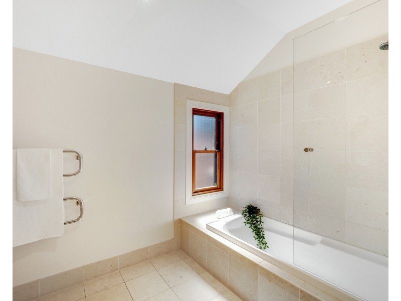 10 Mcburney Street, Naremburn NSW 2065