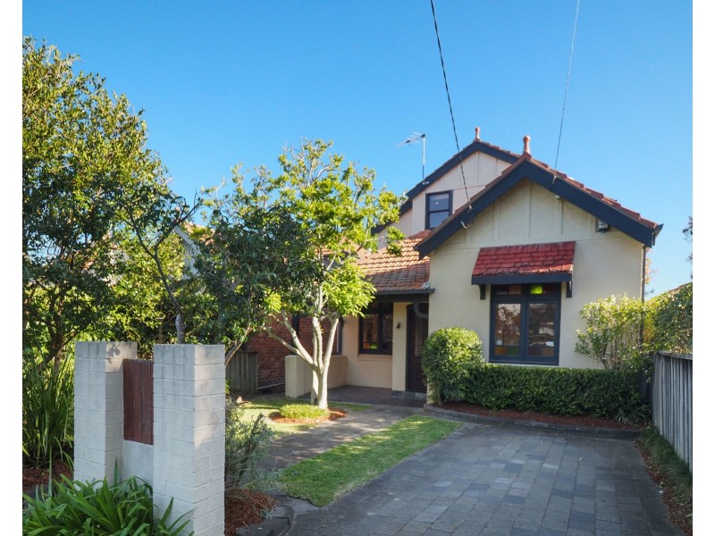 10 Mcburney Street, Naremburn NSW 2065