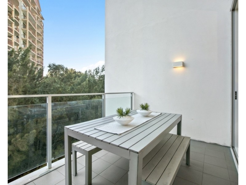 903/8 Northcote Street, St Leonards NSW 2065