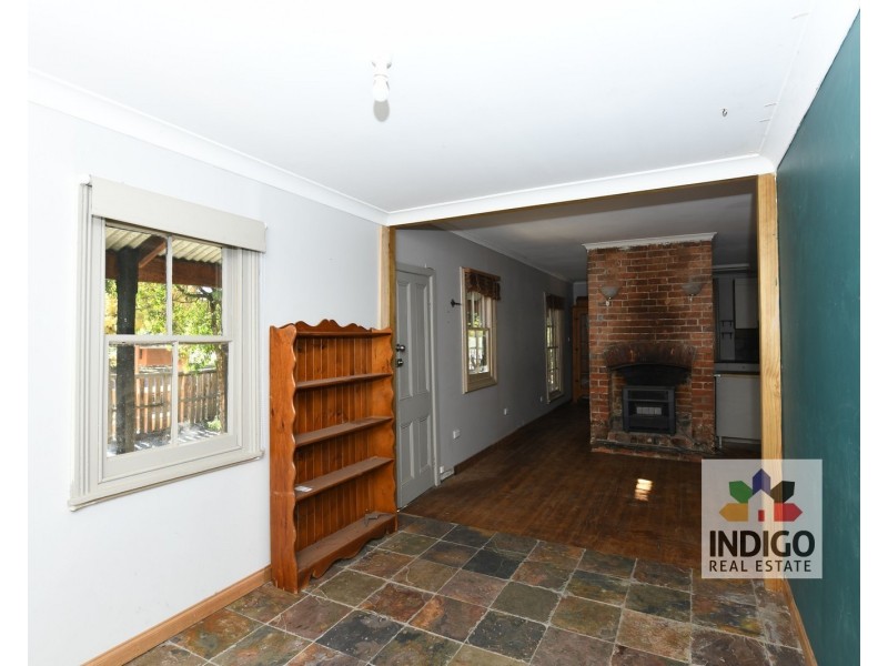 25 Main Street, Chiltern VIC 3683