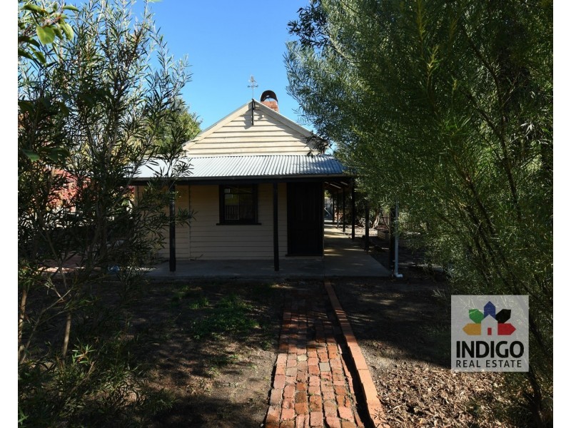 25 Main Street, Chiltern VIC 3683