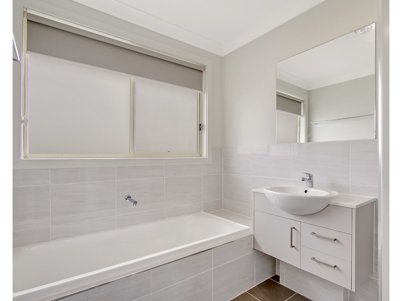 4 Eva Street, Riverstone NSW 2765