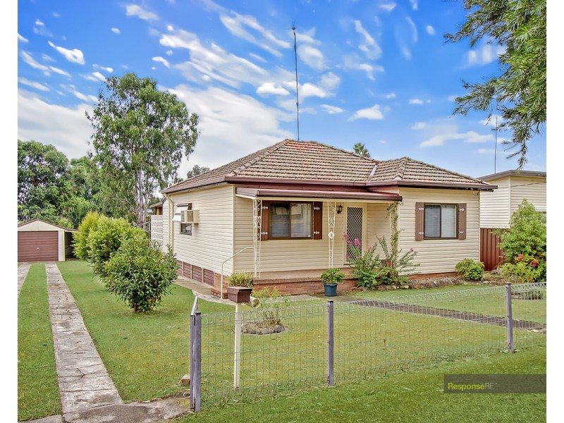 11 Gladstone Parade, Riverstone NSW 2765