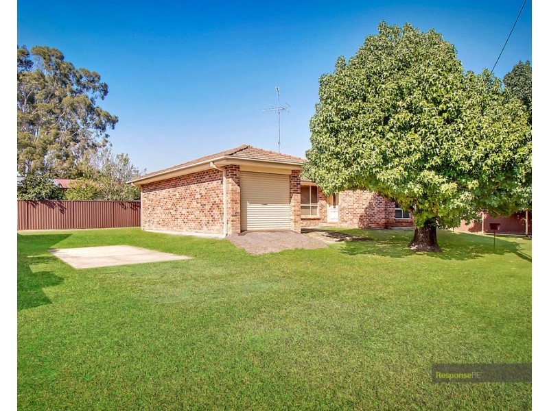 3 Robinson Street, Riverstone NSW 2765