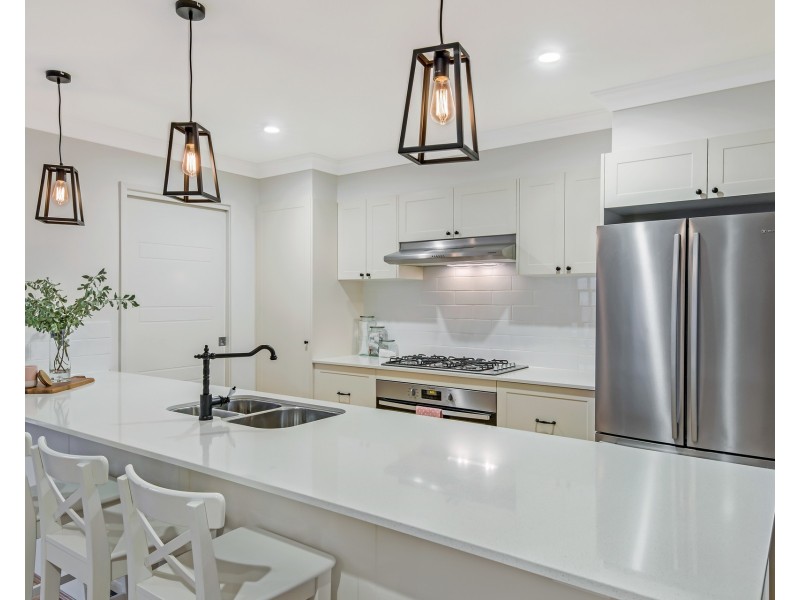 33 Andrew Street, Riverstone NSW 2765