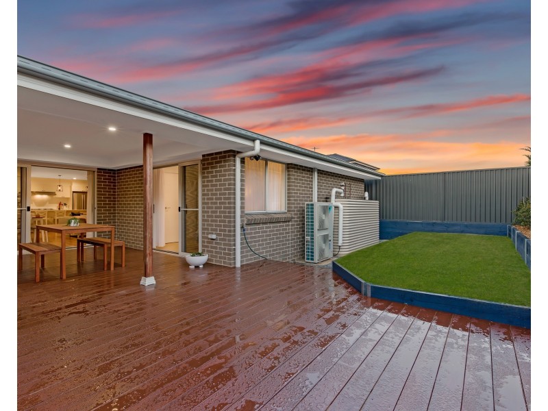 33 Andrew Street, Riverstone NSW 2765