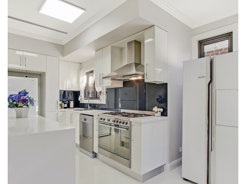 35 Annaluke Street, Riverstone NSW 2765