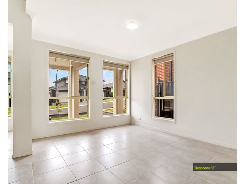 4 Eva Street, Riverstone NSW 2765