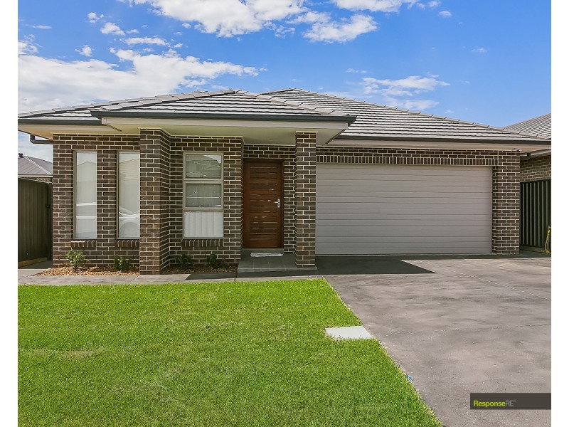6 Redden Crescent, Riverstone NSW 2765
