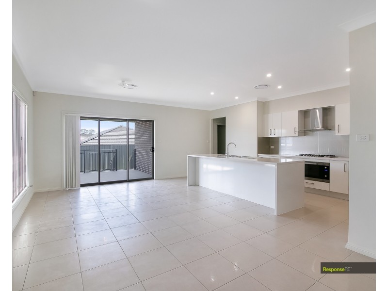 6 Redden Crescent, Riverstone NSW 2765