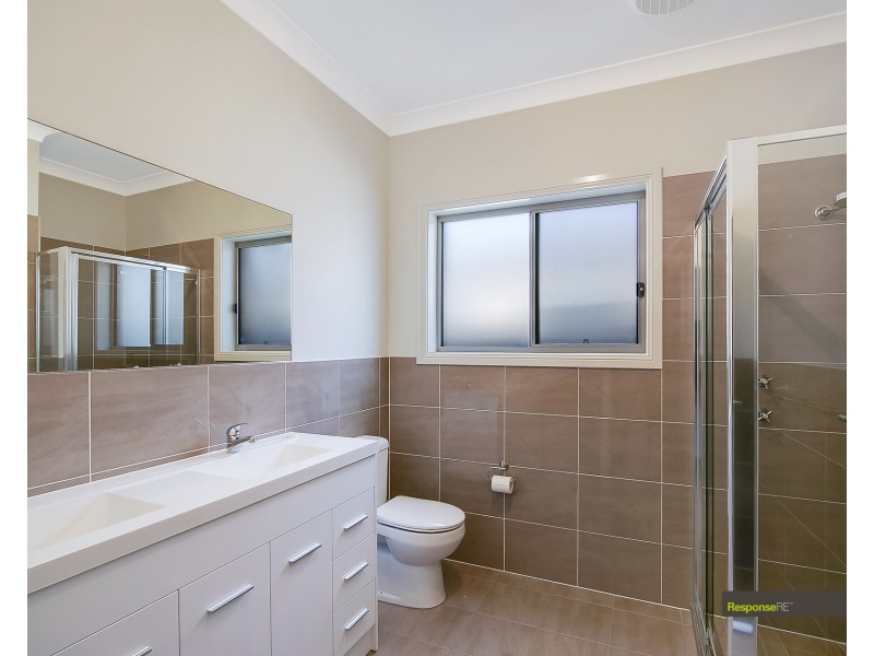 6 Redden Crescent, Riverstone NSW 2765