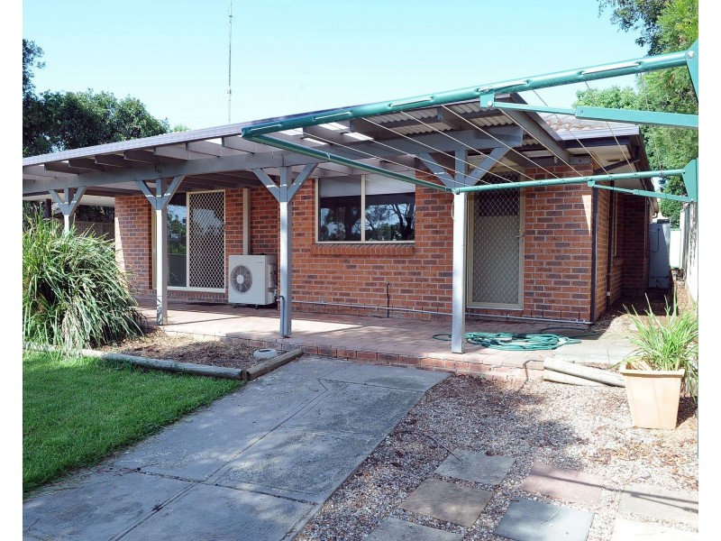 12 Scaddan Street, Quakers Hill NSW 2763