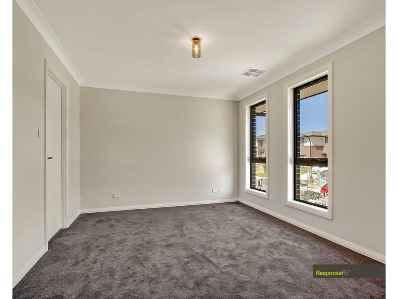 5 Lucia Street, Riverstone NSW 2765