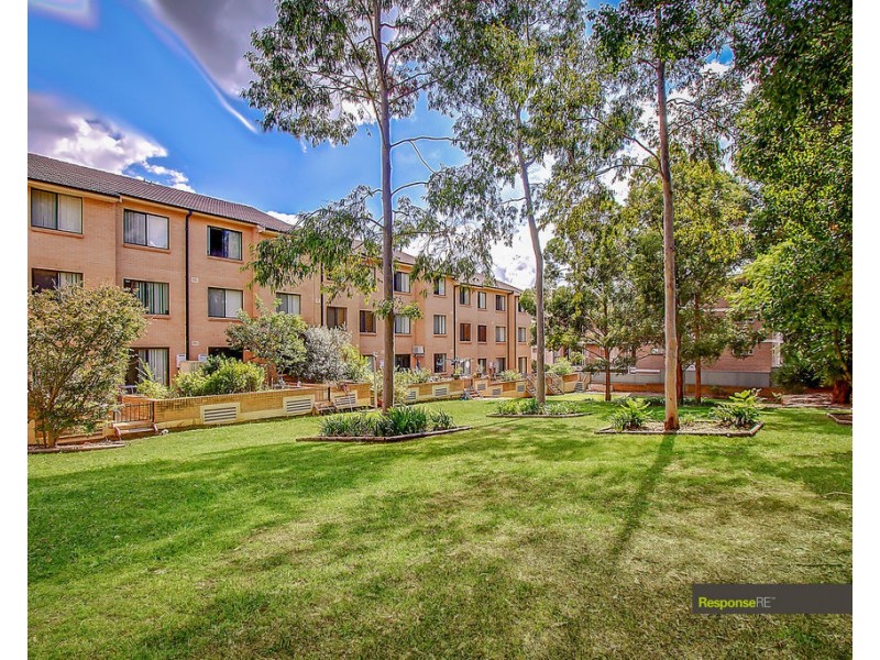 16/16-24 Lydbrook Street, Westmead NSW 2145