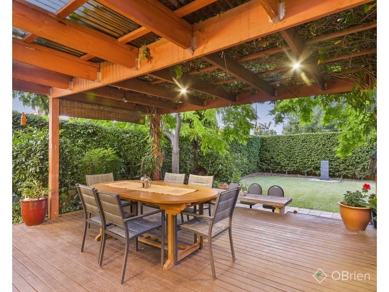 61 Centre Dandenong Road, Cheltenham VIC 3192