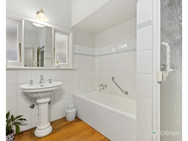 1/30 Charles Street, Cheltenham VIC 3192