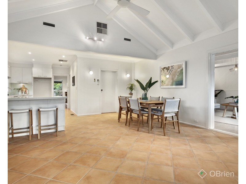 29 Merton Close, Cheltenham VIC 3192