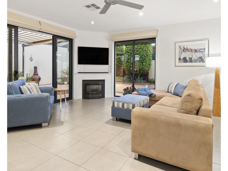 141 Tramway Parade, Beaumaris VIC 3193
