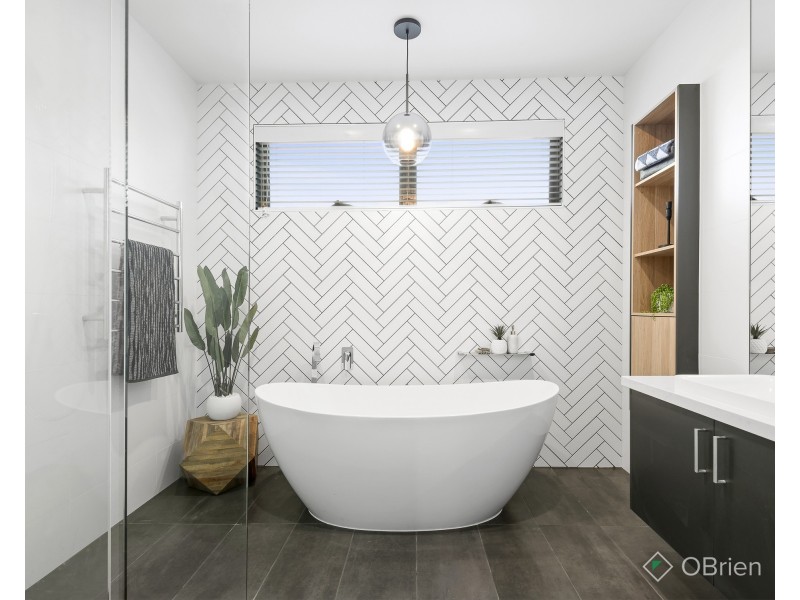 2b Cochrane Avenue, Mentone VIC 3194