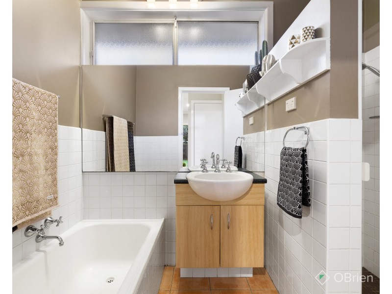 300 Warrigal Road, Cheltenham VIC 3192