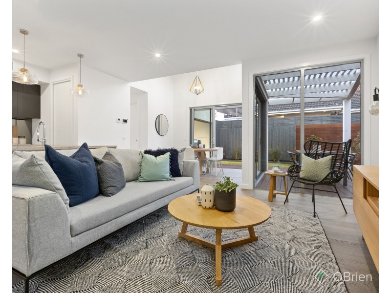 2c Cochrane Avenue, Mentone VIC 3194