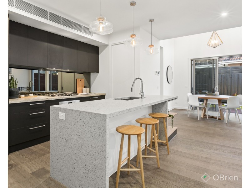 2c Cochrane Avenue, Mentone VIC 3194