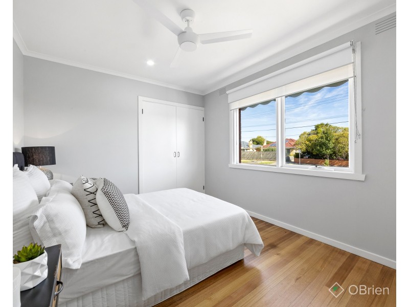 1/23 Bernard Street, Cheltenham VIC 3192