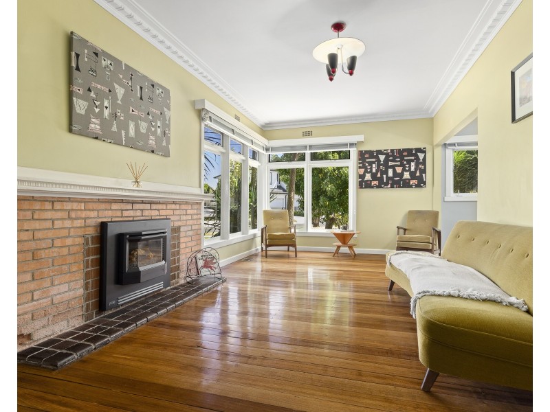 2 Ward Street, Cheltenham VIC 3192