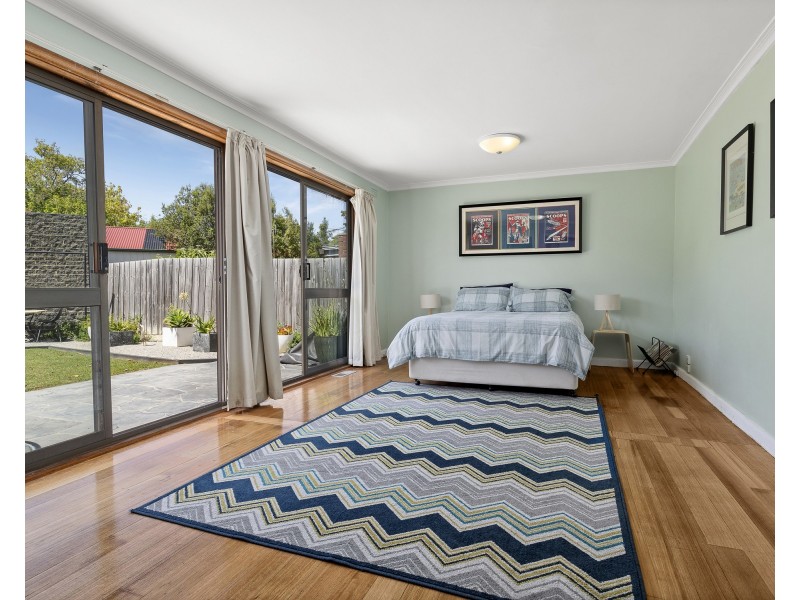2 Ward Street, Cheltenham VIC 3192
