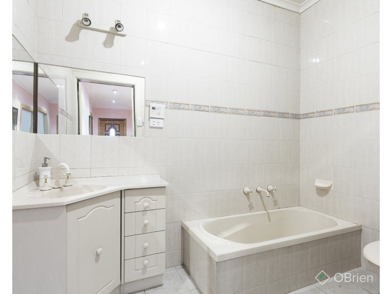 207 Centre Dandenong Road, Cheltenham VIC 3192